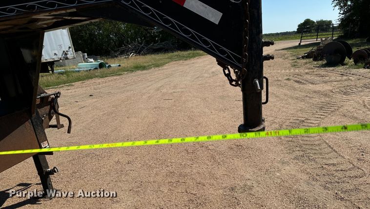 image for item MU9967 2014 Lamar  TR2 equipment trailer