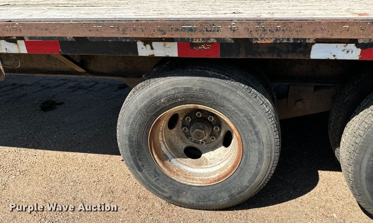 image for item MU9967 2014 Lamar  TR2 equipment trailer