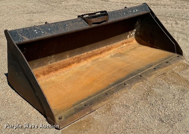 image for item MU9970 Bradco skid steer bucket