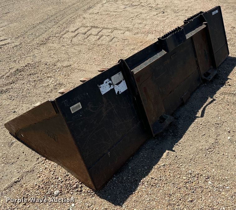 image for item MU9973 Caterpillar  292-9270 skid steer bucket