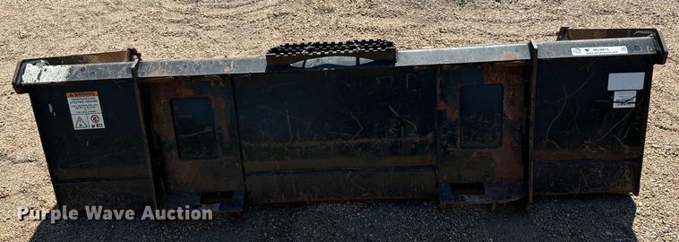 image for item MU9975 Kubota skid steer bucket