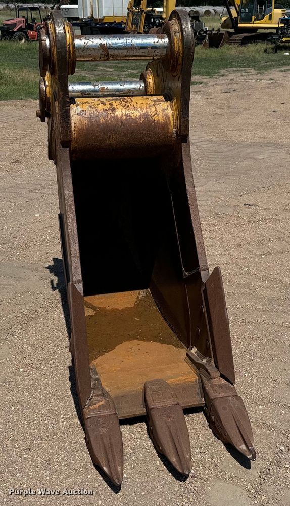 image for item MU9977 Rockland EB 70 excavator bucket