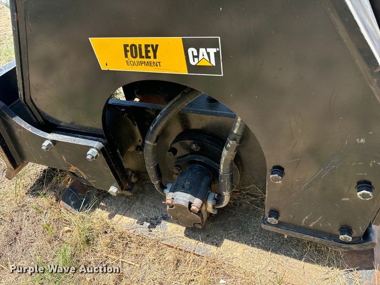 image for item MU9984 2017 Caterpillar  CVP110 excavator plate compactor