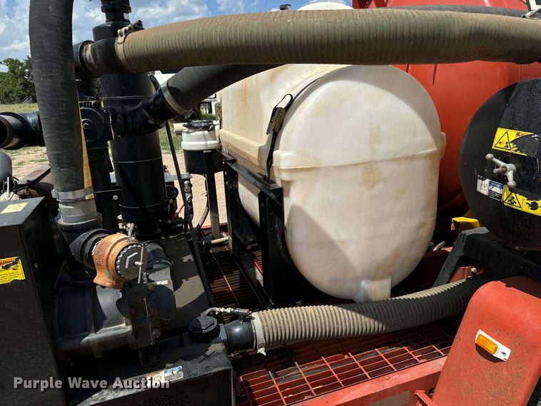 image for item MU9986 2019 Ditch Witch FX25 vacuum excavator