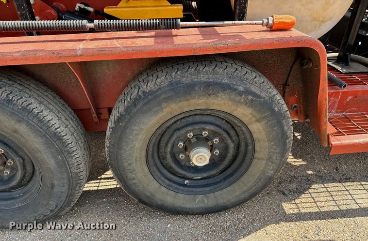 image for item MU9986 2019 Ditch Witch FX25 vacuum excavator