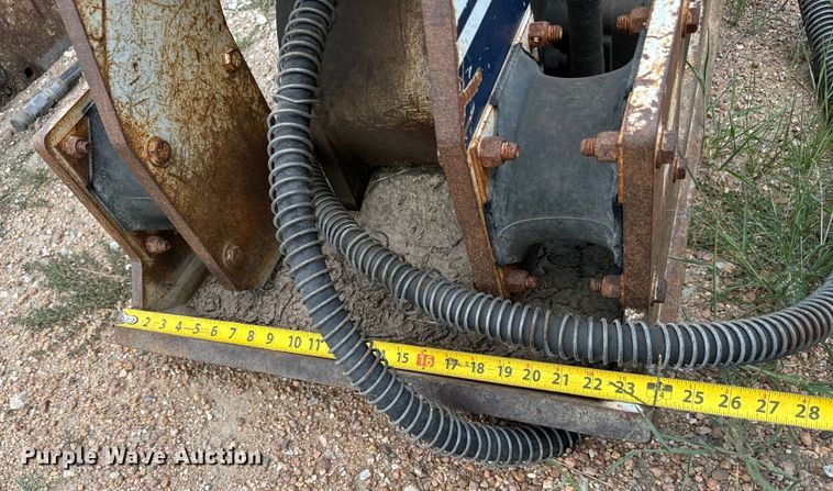 image for item MU9987 FRD Furukawa HP65-II mini excavator plate compactor