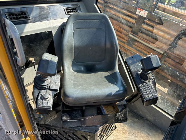 image for item MU9989 2018 Vermeer D24X40III Navigator S3 directional boring unit