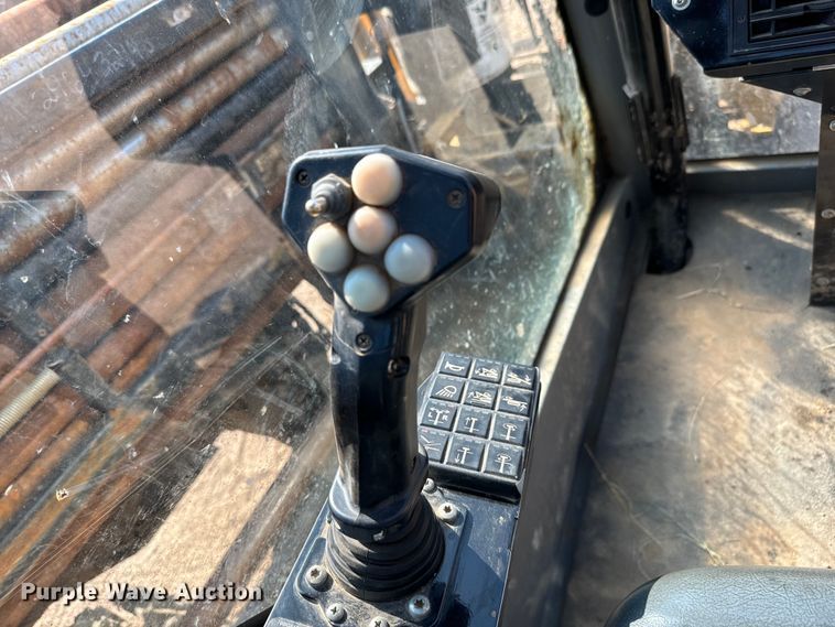 image for item MU9989 2018 Vermeer D24X40III Navigator S3 directional boring unit