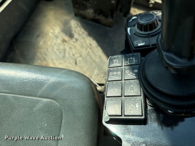 image for item MU9989 2018 Vermeer D24X40III Navigator S3 directional boring unit