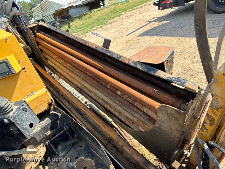 image for item MU9990 2018 Vermeer  D8X12 Navigator directional boring unit