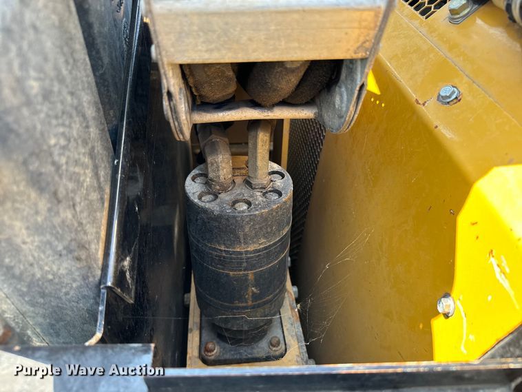 image for item MU9990 2018 Vermeer  D8X12 Navigator directional boring unit