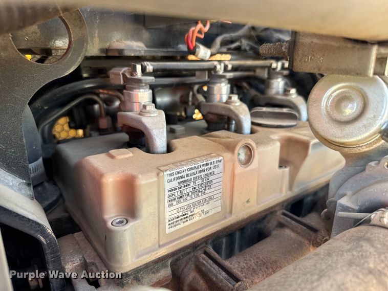 image for item MU9990 2018 Vermeer  D8X12 Navigator directional boring unit