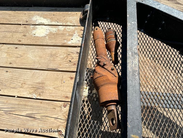 image for item MU9990 2018 Vermeer  D8X12 Navigator directional boring unit