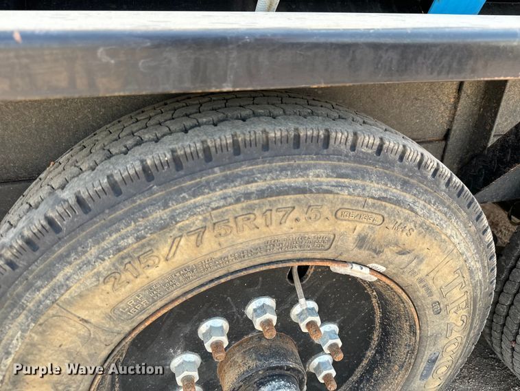 image for item MU9990 2018 Vermeer  D8X12 Navigator directional boring unit