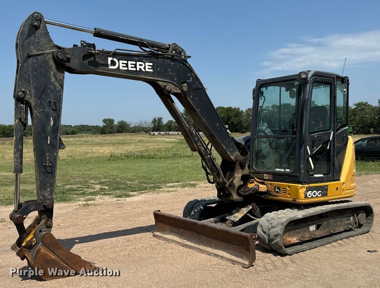 image for item MU9995 2018 John Deere  60G mini excavator