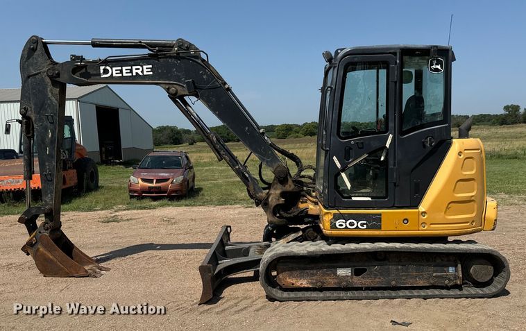 image for item MU9995 2018 John Deere  60G mini excavator