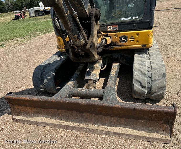 image for item MU9995 2018 John Deere  60G mini excavator