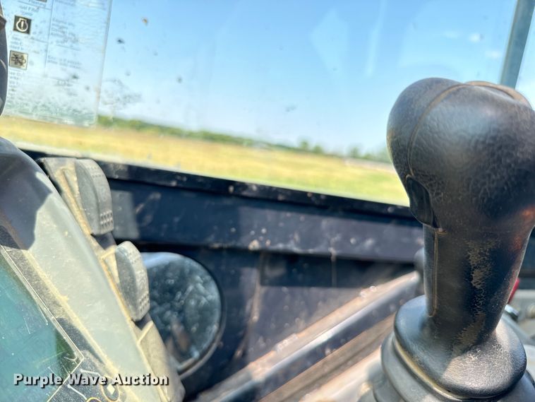 image for item MU9995 2018 John Deere  60G mini excavator