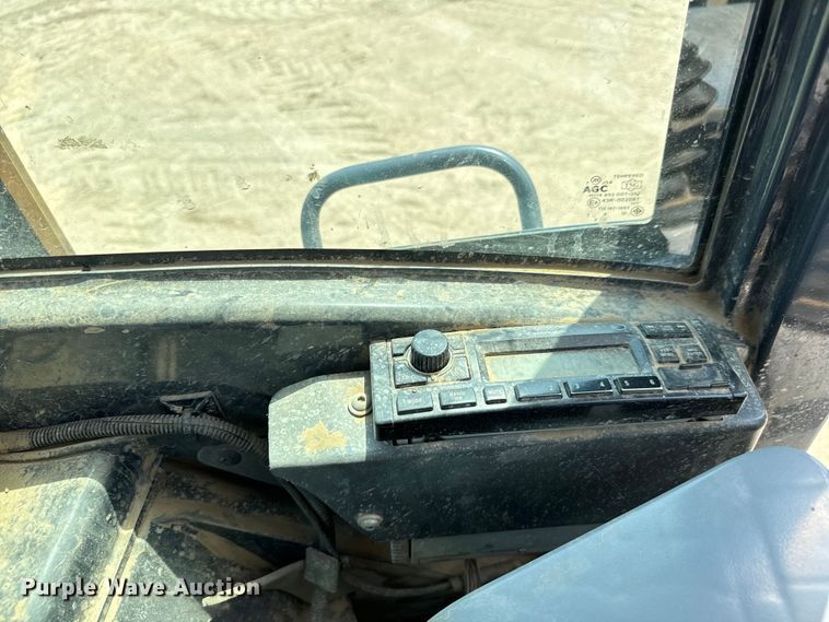 image for item MU9995 2018 John Deere  60G mini excavator