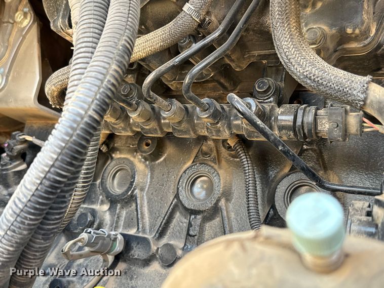 image for item MU9995 2018 John Deere  60G mini excavator