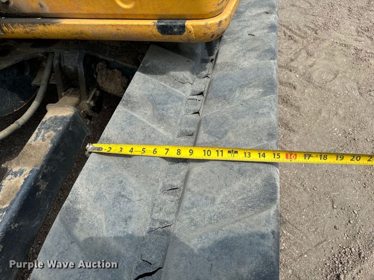 image for item MU9995 2018 John Deere  60G mini excavator