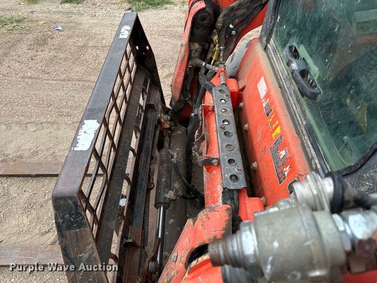 image for item MU9999 2016 Kubota SSV75 skid steer loader