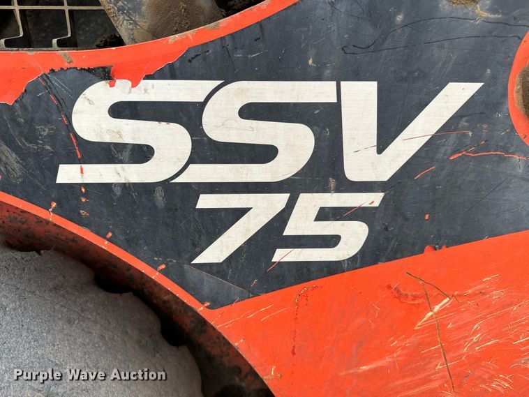 image for item MU9999 2016 Kubota SSV75 skid steer loader
