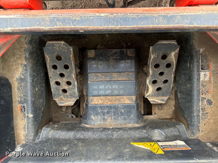 image for item MU9999 2016 Kubota SSV75 skid steer loader
