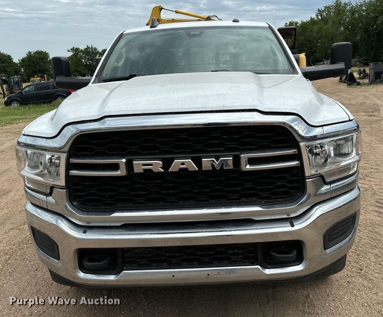 image for item MV9000 2020 Dodge Ram 2500 Crew Cab pickup truck