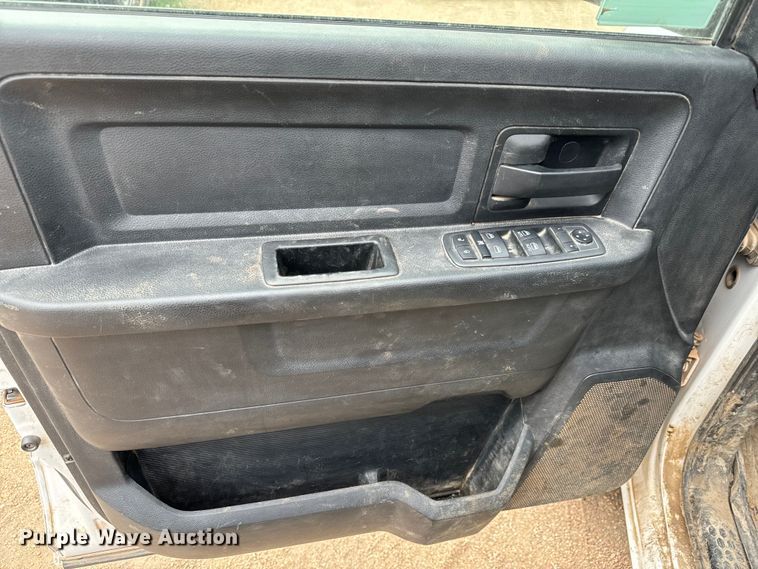 image for item MV9000 2020 Dodge Ram 2500 Crew Cab pickup truck