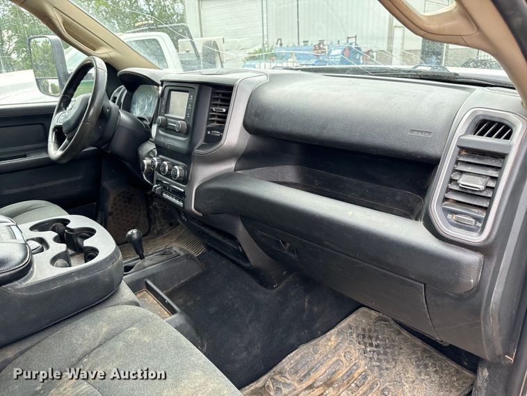 image for item MV9000 2020 Dodge Ram 2500 Crew Cab pickup truck