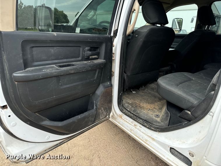 image for item MV9000 2020 Dodge Ram 2500 Crew Cab pickup truck