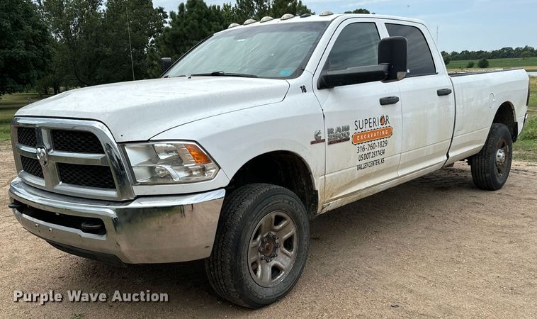 image for item MV9001 2017 Dodge Ram 2500HD Crew Cab pickup truck