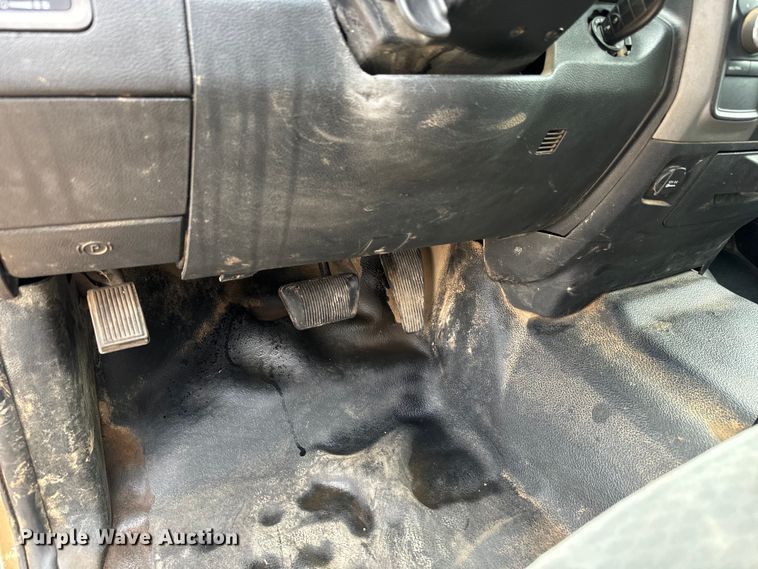 image for item MV9001 2017 Dodge Ram 2500HD Crew Cab pickup truck