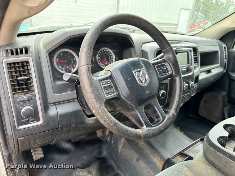 image for item MV9001 2017 Dodge Ram 2500HD Crew Cab pickup truck