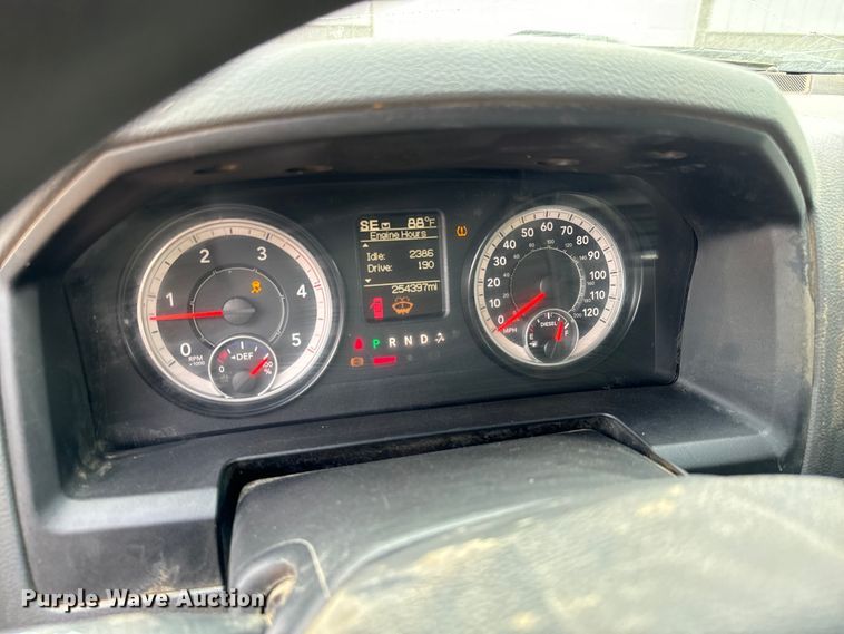 image for item MV9001 2017 Dodge Ram 2500HD Crew Cab pickup truck