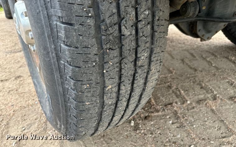 image for item MV9001 2017 Dodge Ram 2500HD Crew Cab pickup truck