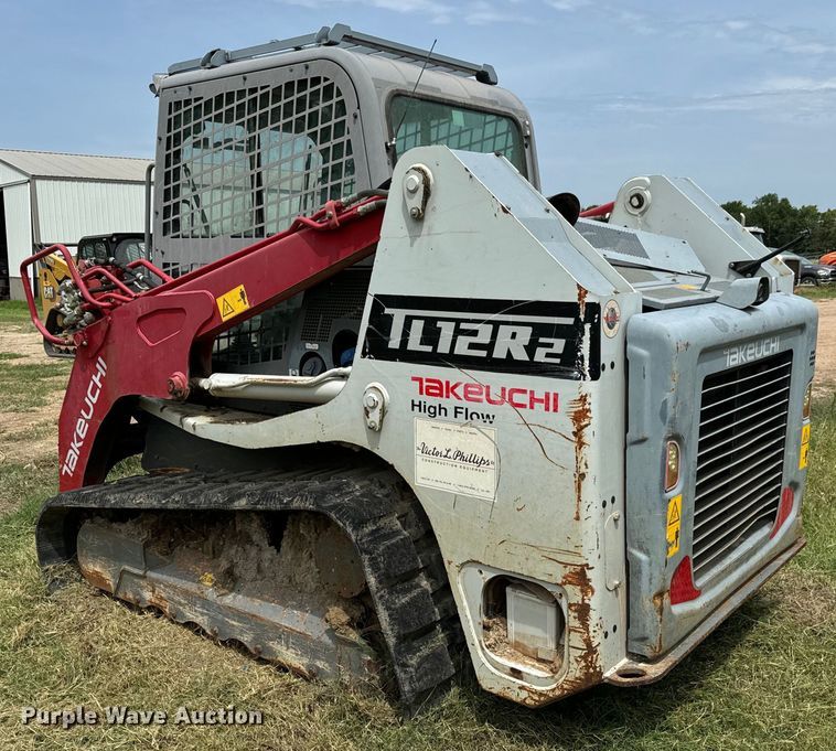 image for item MV9002 Takeuchi TL12R-2 tracked skid steer loader