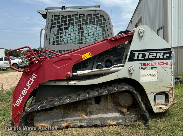 image for item MV9002 Takeuchi TL12R-2 tracked skid steer loader