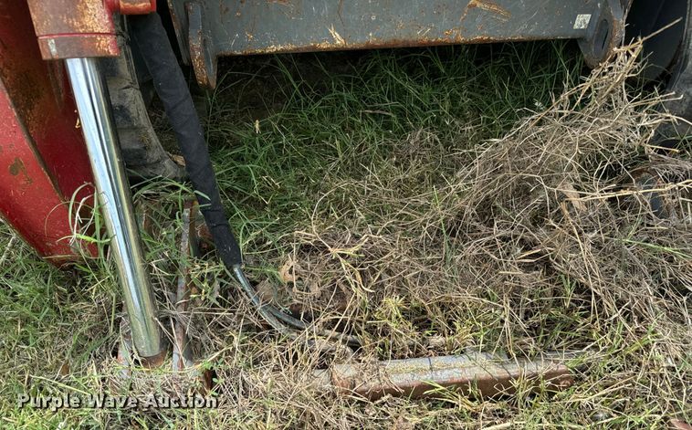 image for item MV9002 Takeuchi TL12R-2 tracked skid steer loader