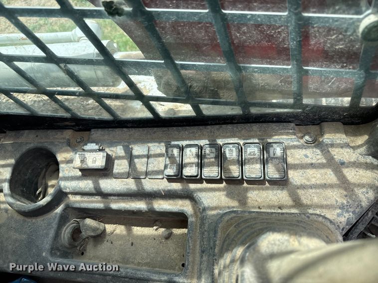 image for item MV9002 Takeuchi TL12R-2 tracked skid steer loader