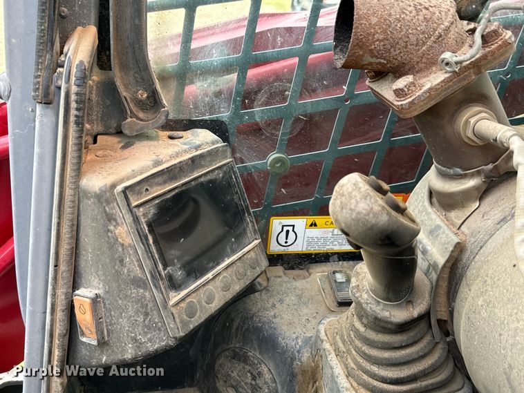 image for item MV9002 Takeuchi TL12R-2 tracked skid steer loader