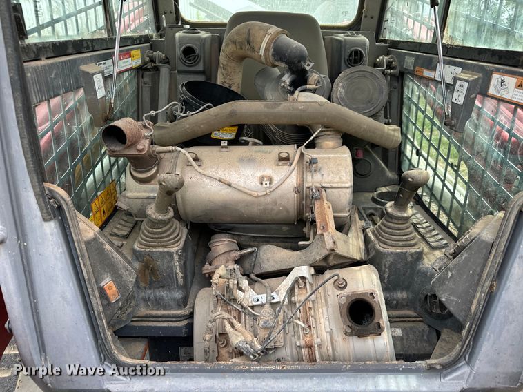 image for item MV9002 Takeuchi TL12R-2 tracked skid steer loader