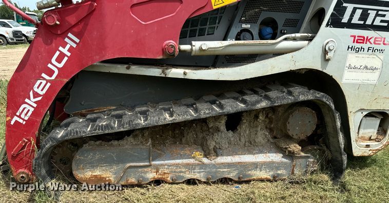 image for item MV9002 Takeuchi TL12R-2 tracked skid steer loader