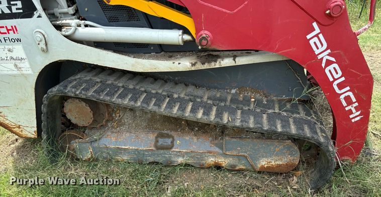 image for item MV9002 Takeuchi TL12R-2 tracked skid steer loader