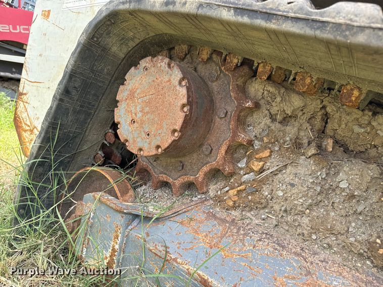 image for item MV9002 Takeuchi TL12R-2 tracked skid steer loader