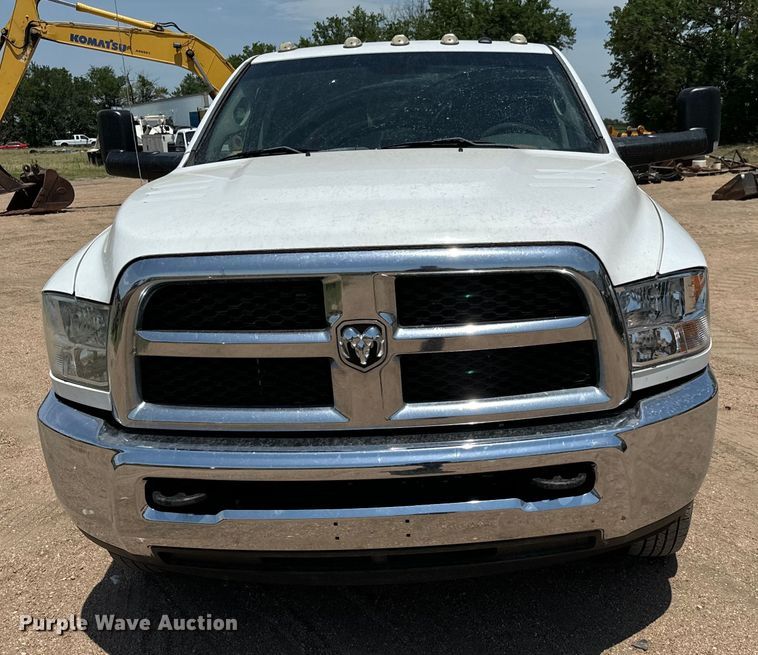 image for item MV9003 2017 Dodge Ram 3500HD Crew Cab utility bed pickup truck