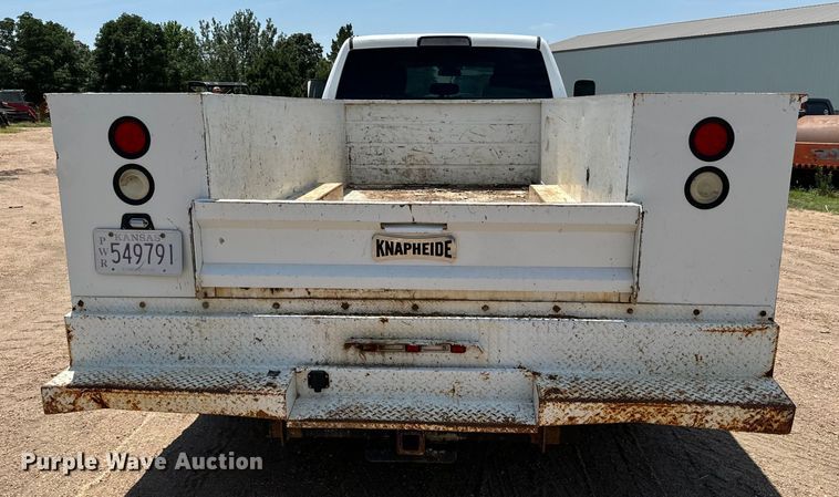 image for item MV9003 2017 Dodge Ram 3500HD Crew Cab utility bed pickup truck