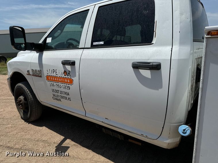 image for item MV9003 2017 Dodge Ram 3500HD Crew Cab utility bed pickup truck