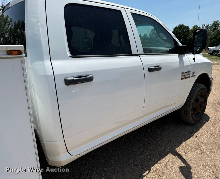 image for item MV9003 2017 Dodge Ram 3500HD Crew Cab utility bed pickup truck